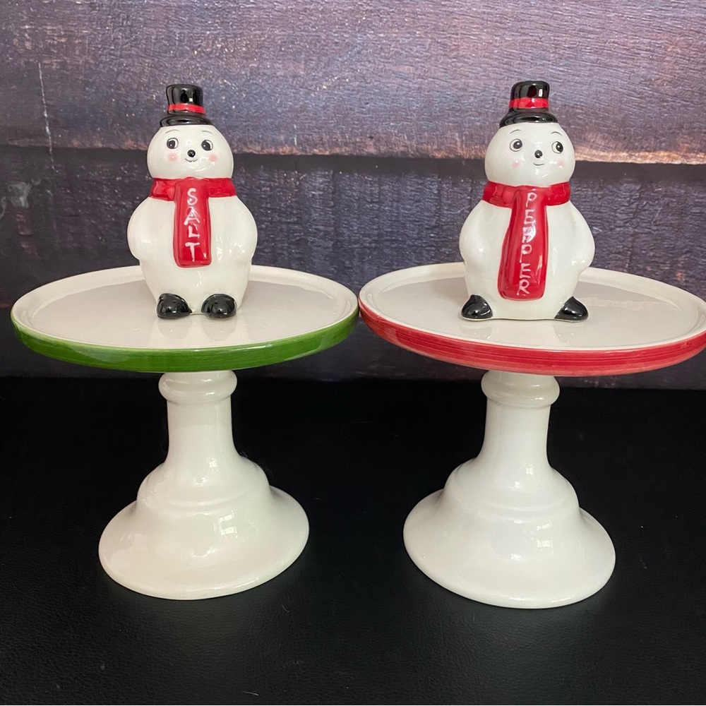 Johanna Parker Snowman Salt and Pepper Shaker Set